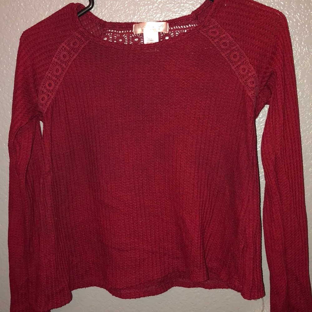Red long sleeve crop top